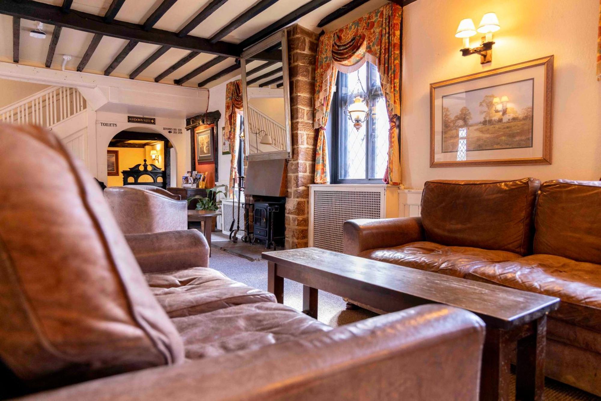 Hotel Roebuck By Greene King 3*