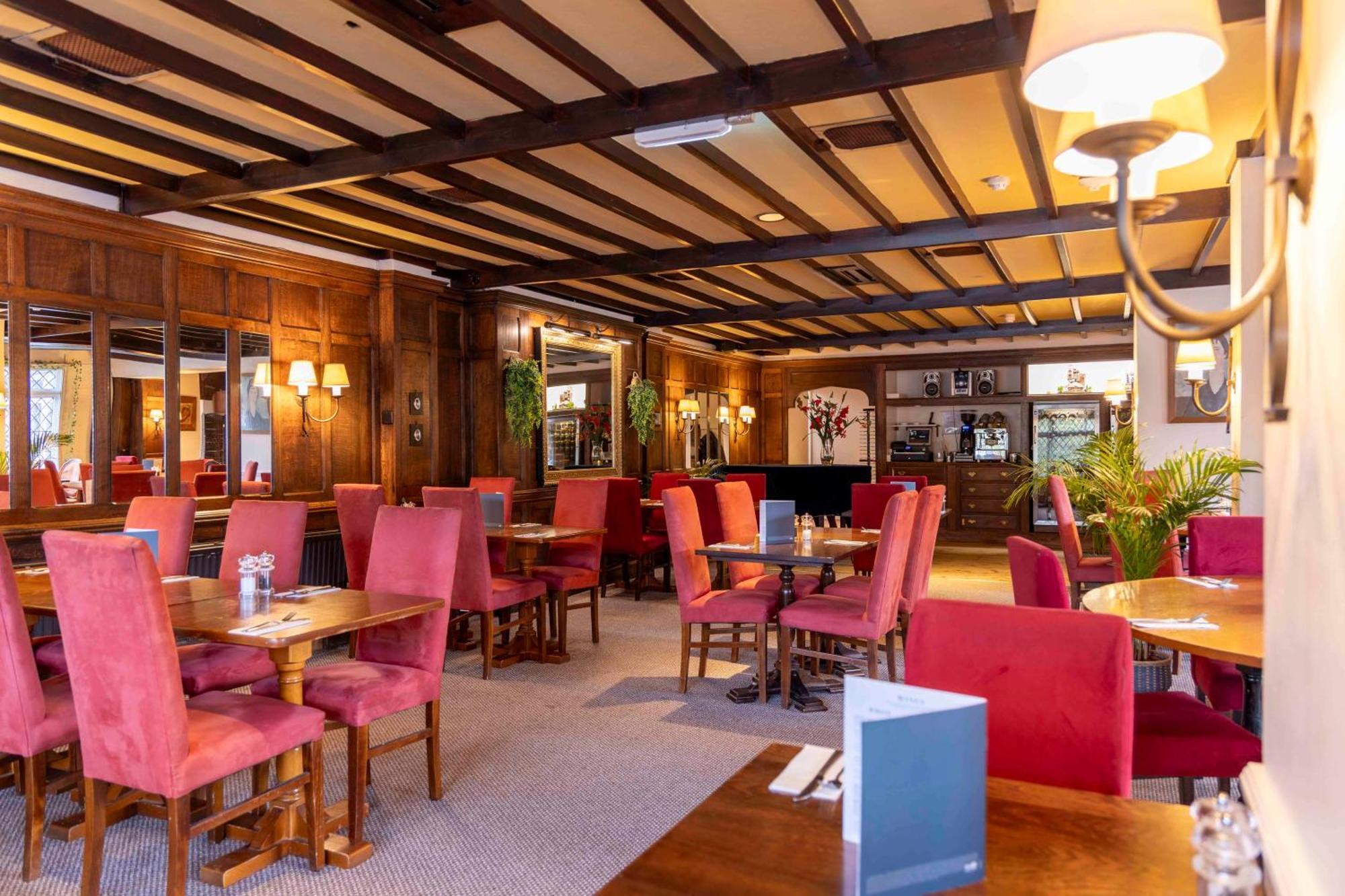 Roebuck By Greene King Hotel Forest Row