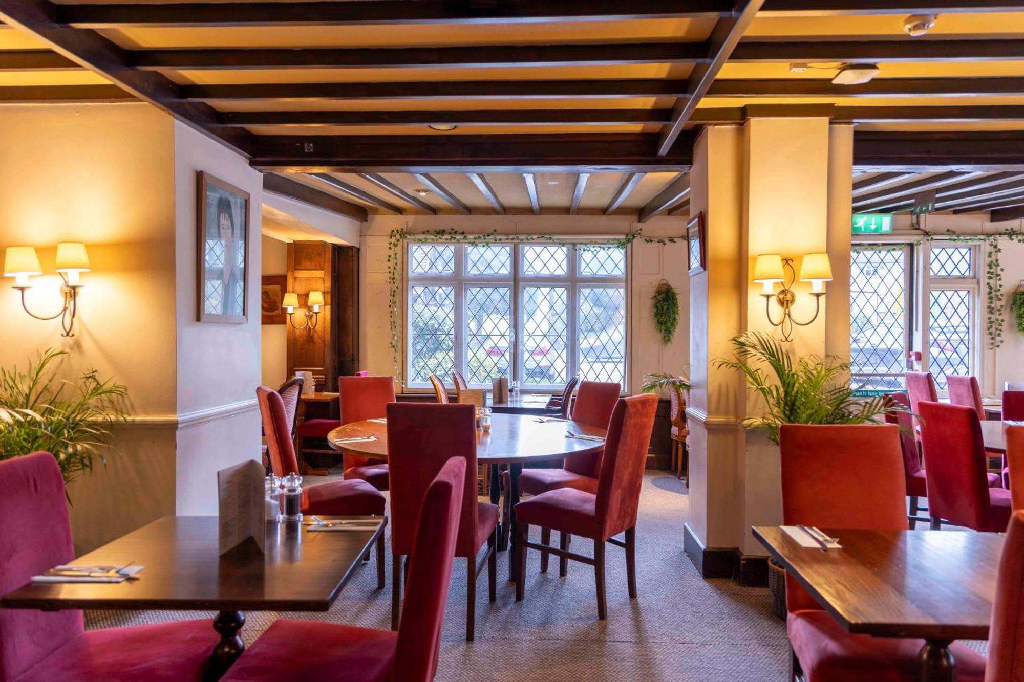 Hotel Roebuck By Greene King